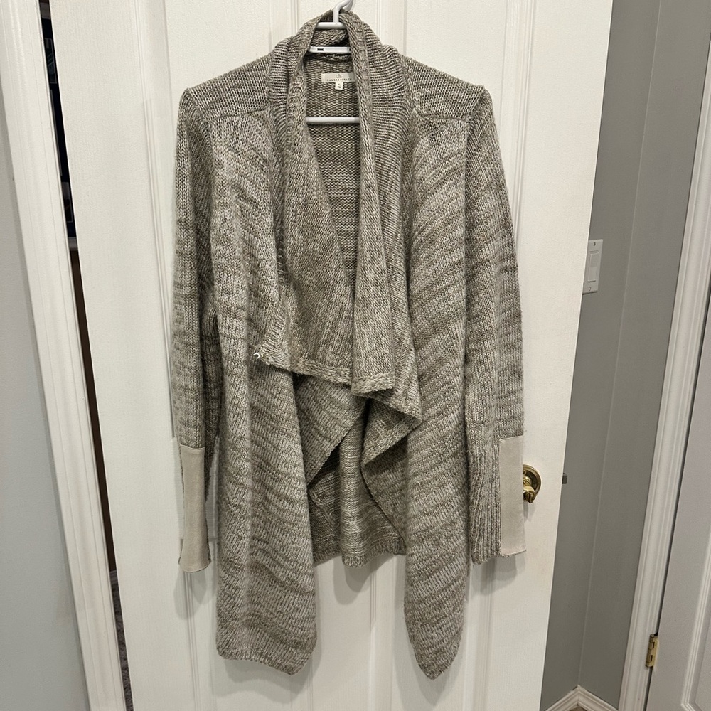 XL Cream/Tan Kitted Cardigan & Cowel Neck with Suede